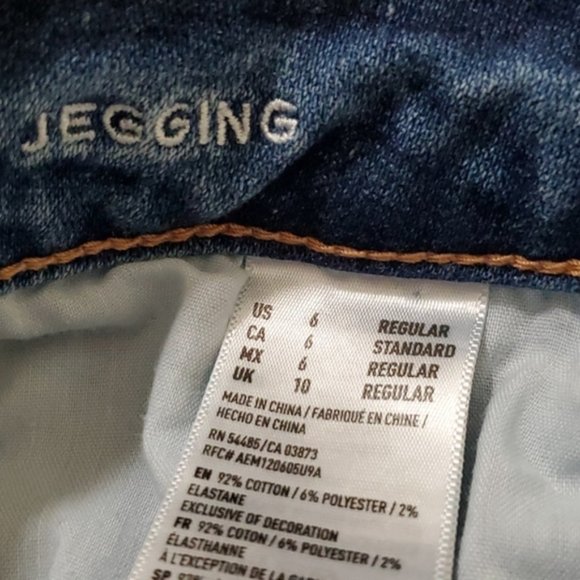 DISTRESSED medium wash jeggings size 6 - Picture 7 of 7